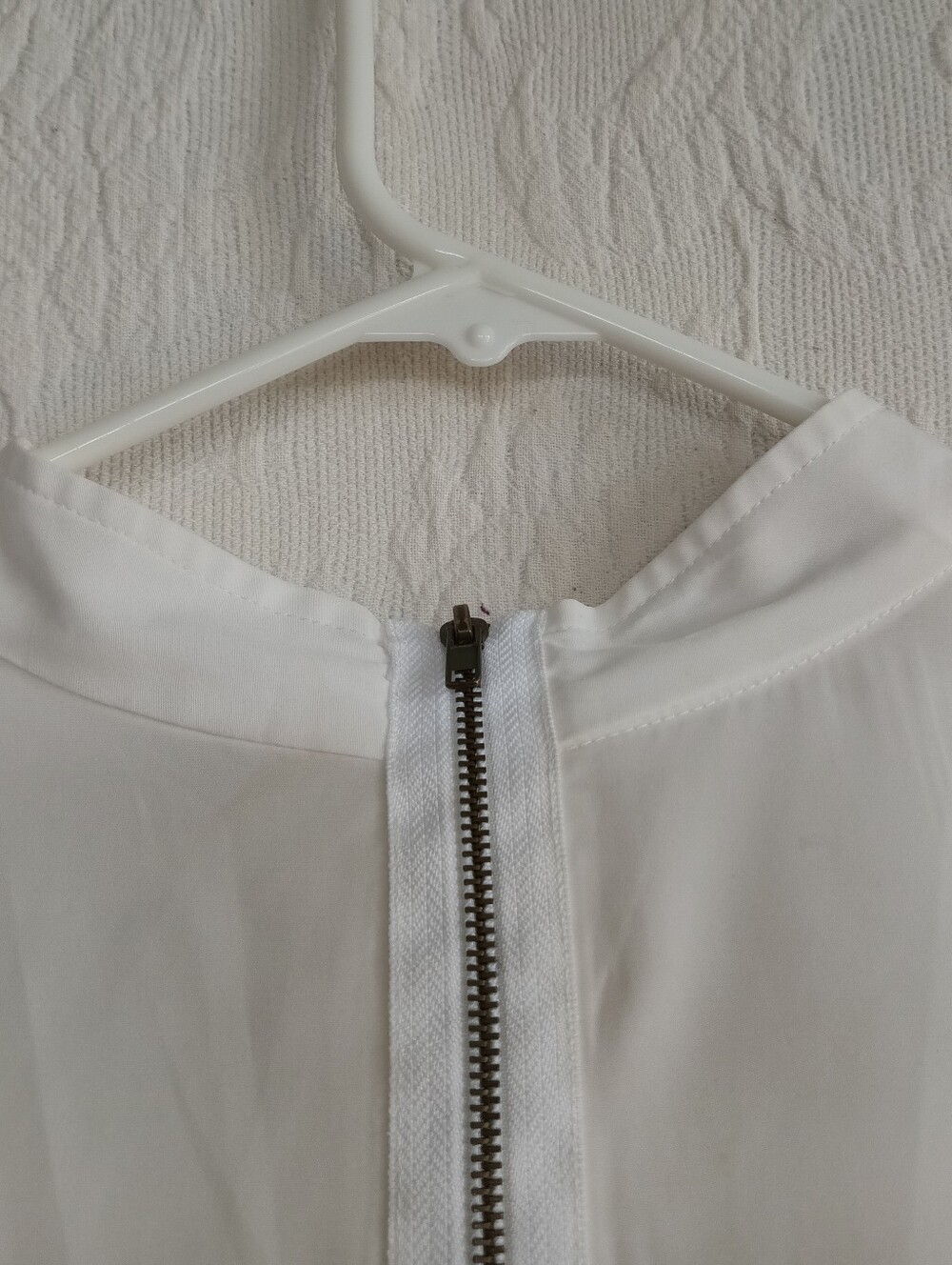 Ellen Tracy Off White Drape Neck Blouse Button Shoulder Short Collar Elegant 1x - Picture 8 of 9
